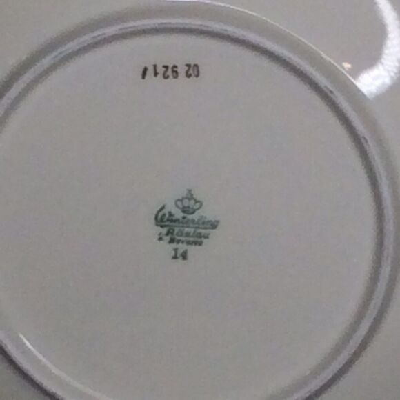 Winterling Bavaria Luncheon Dessert Plates 2 Mid Century Floral Gold Porcelain - Picture 5 of 9
